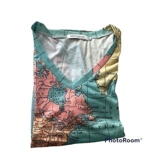 BNWOT World Map Size Small V Neck Short Sleeve